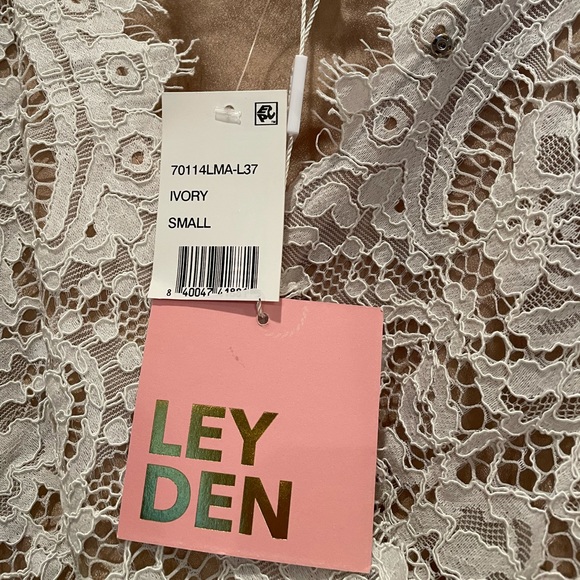 NWT (S) eyelash cream lace light caramel tan bodysuit Leyden in S M or L - Picture 2 of 9